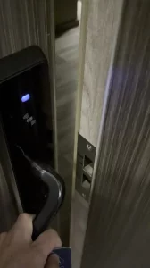 回到酒店就是跪式服务